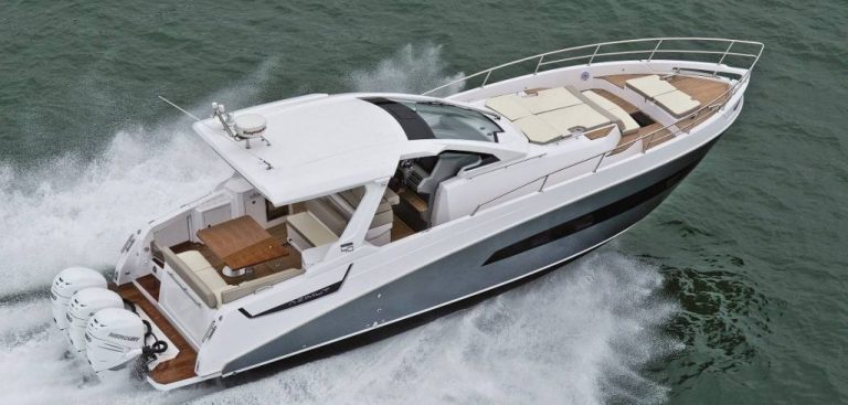 Azimut Verve 40 Fort Lauderdale Boat Show