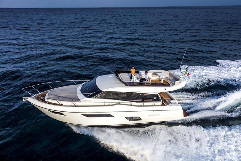 Ferretti Yachts 450 navigazione