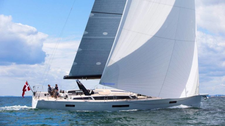 X Yachts 65 Navigazione