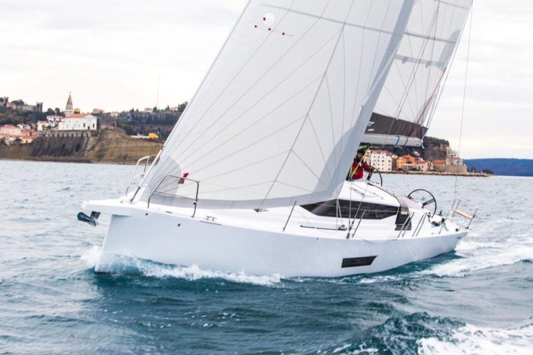 Elan Yachts GT5 navigazione