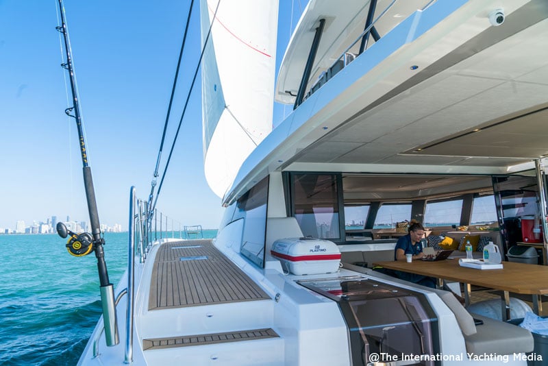 Fountaine Pajot Alegria 67 navigazione a vela