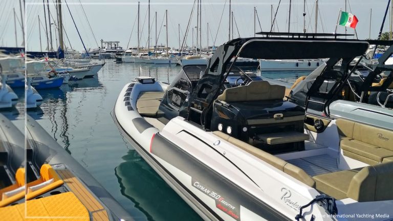 Cayman 35.0 Executive Ranieri International Cannes 2019