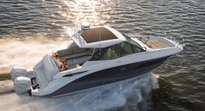 Sea Ray: ecco il nuovo Sundancer 320 Coupé