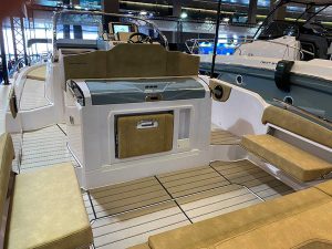 ranieri next 285 lx salone di genova pozzetto