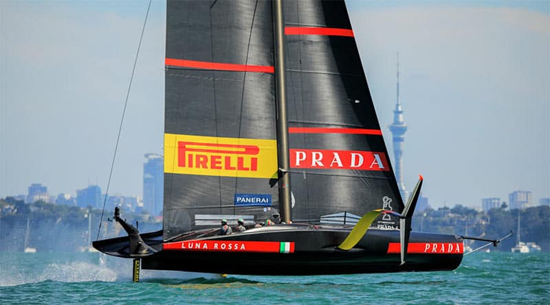 America's Cup rinviata per Covid