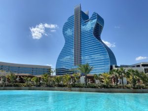 Fort-Lauderdale-INTERNATIONAL-BOAT-SHOW-Chitarra