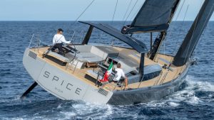 ICE 62 TARGA, la Rivoluzione italiana dei “Blue water cruiser”