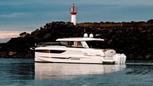 Wellcraft 435, prova in mare: quando il lusso incontra l’audacia