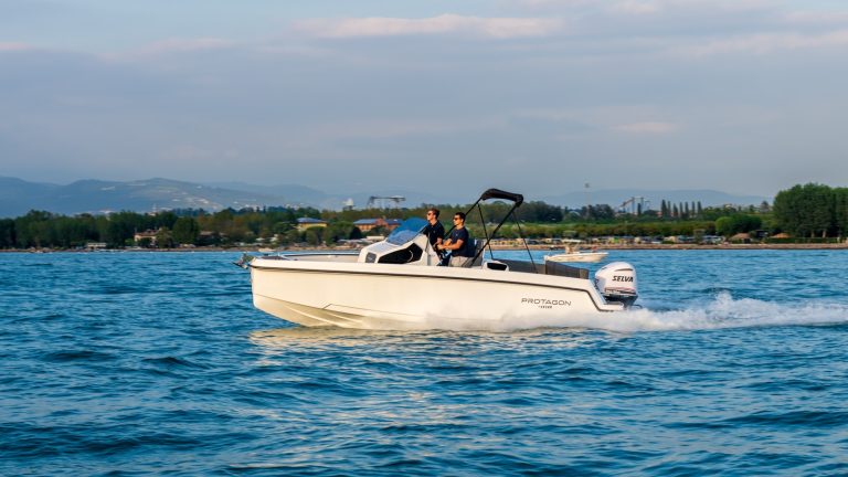 Selva PROTAGON 25 Center Console: un day-cruiser veloce e divertente