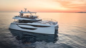 PRESTIGE M8, il cruiser perfetto per le vacanze all’insegna del lifestyle