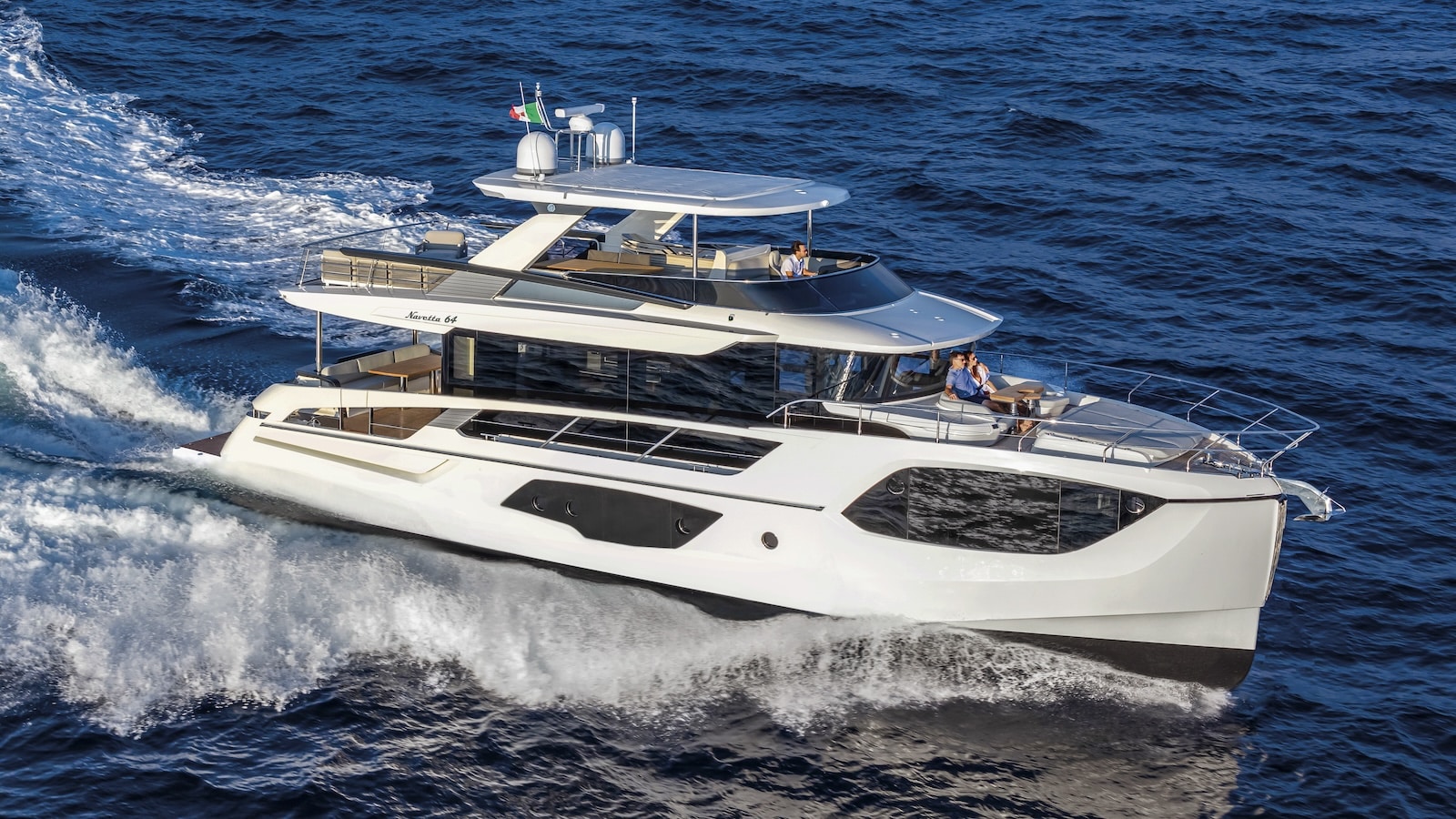 Absolute Navetta 64 prova in mare