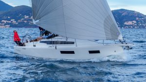 Jeanneau Sun Odyssey 350: la prova in mare di una piccola grande barca a vela