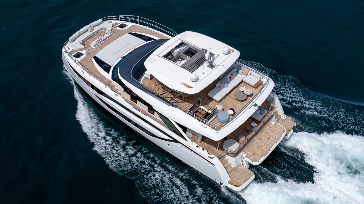 NAVIGAZIONE PRESTIGE YACHTS M8